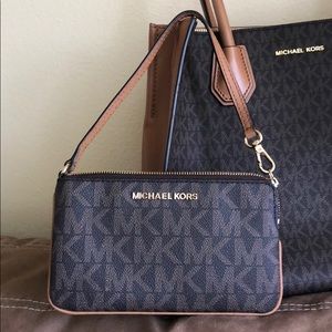 Michael Kors Wristlet